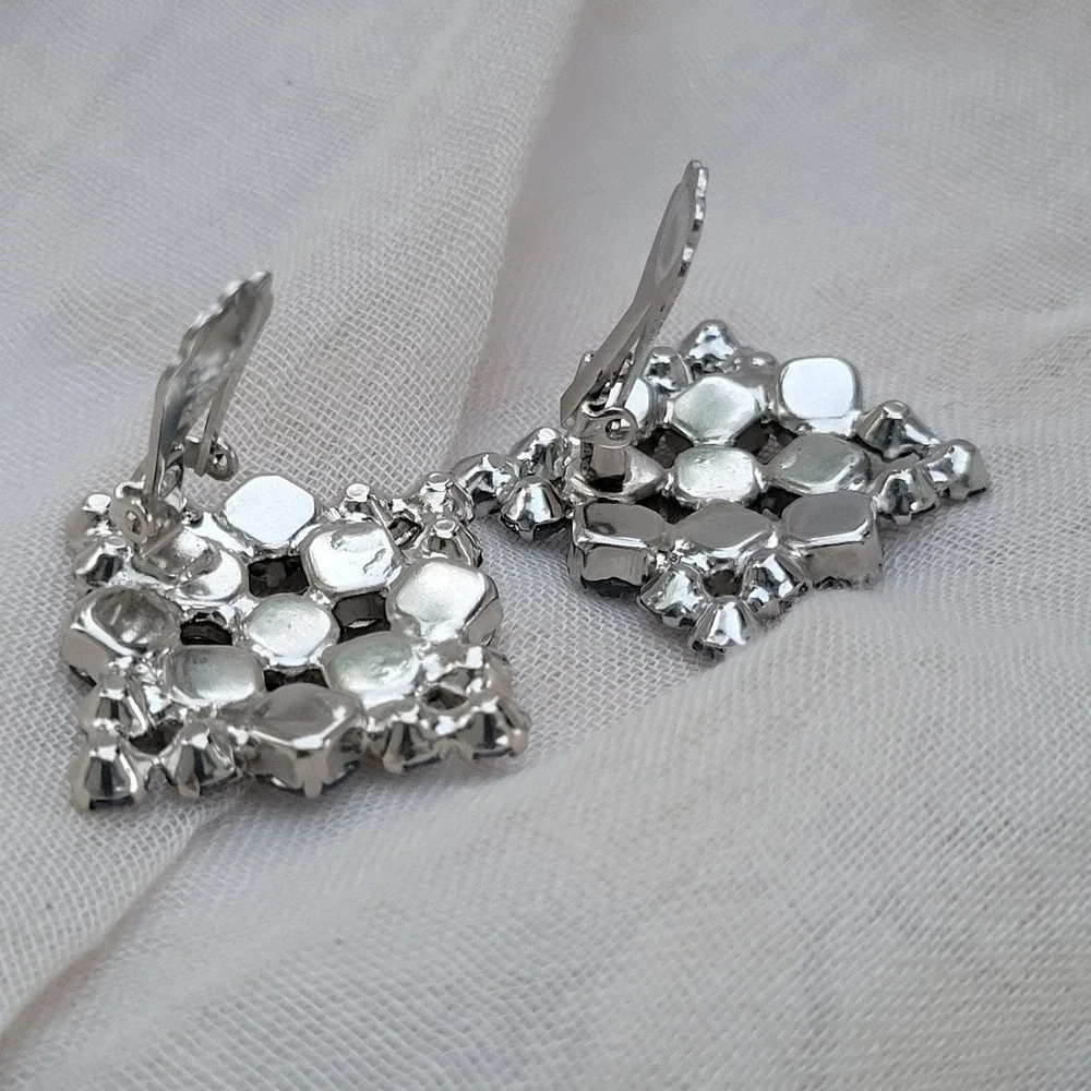 Vintage 1960s Sky Blue Rhinestone‎ Clip-On Earrings MCM Statement